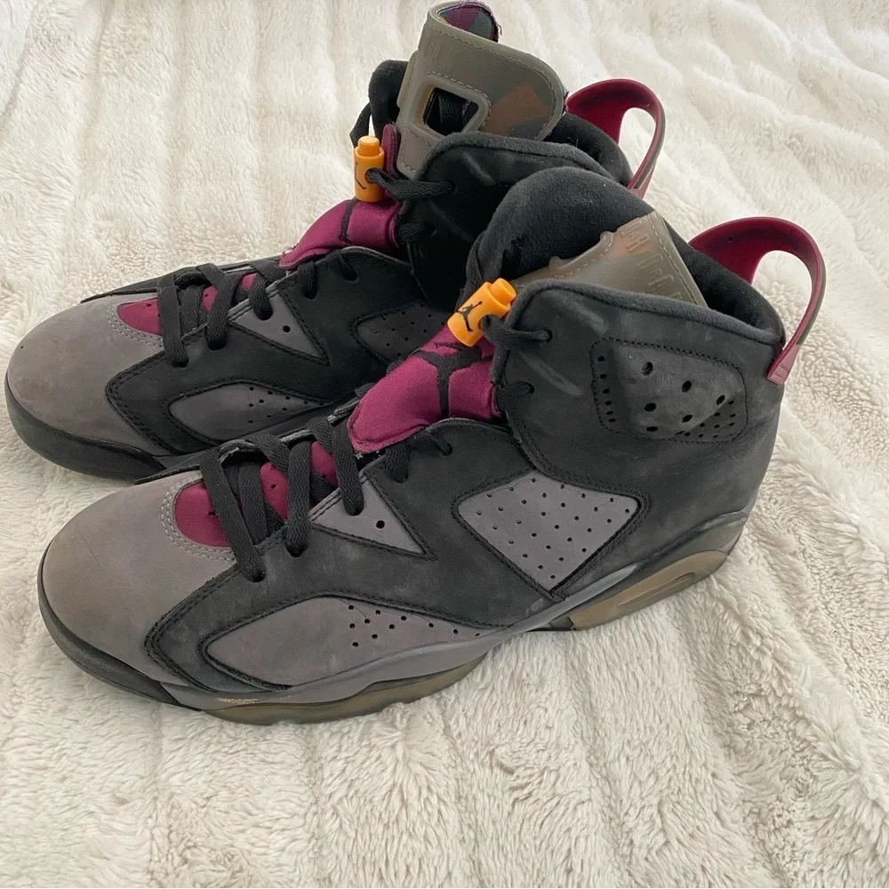 Jordan 6 Retro Bordeuax Men's Black and Gray Sneakers Size 10.5